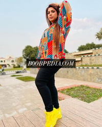 Wafa Ch – photo 3