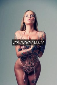 Kylie – photo 2