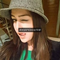 Mahnoor – photo 3