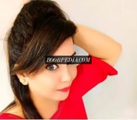 Amisha Patel – photo 2