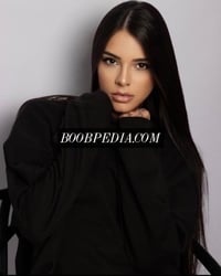 Julia – photo 3