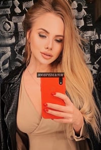 Anna – photo 1