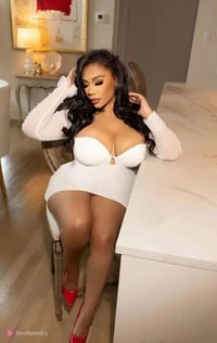 Lauren – photo 1