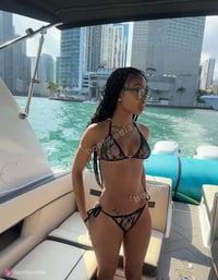 Mia – photo 2