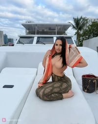 Casie – photo 3