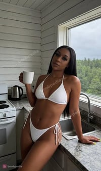 Hazel Thee Beauty – photo 9