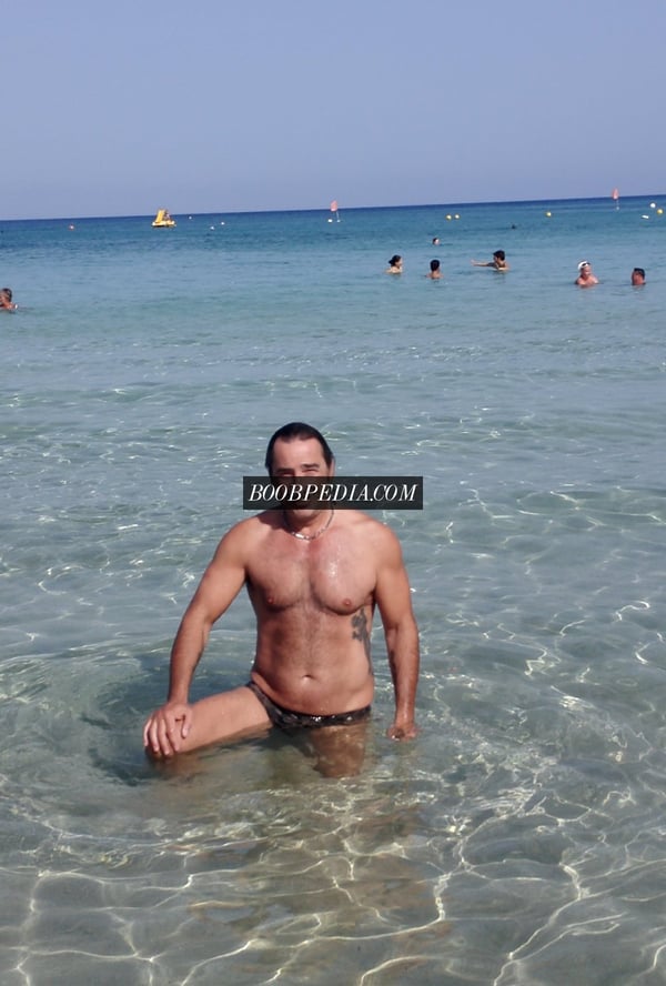 Nikos