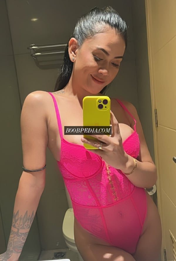Trans Sarah