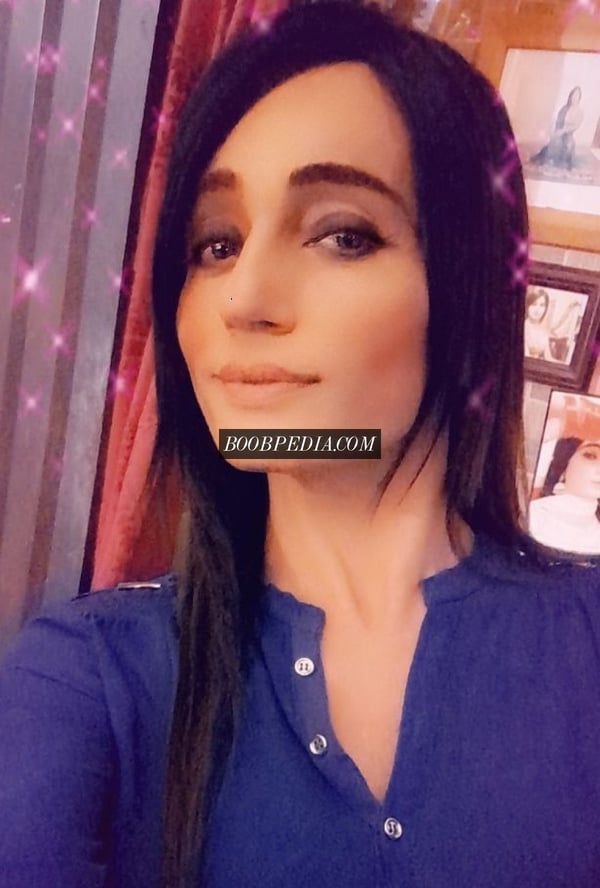 Tania Khan