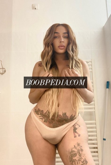Transsexual Karina
