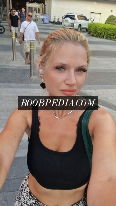 Kitty Li Pornstar