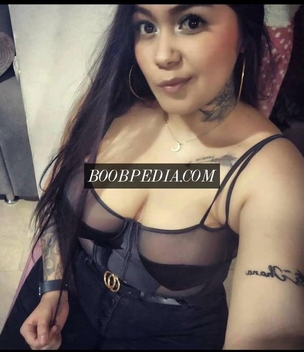 Mia