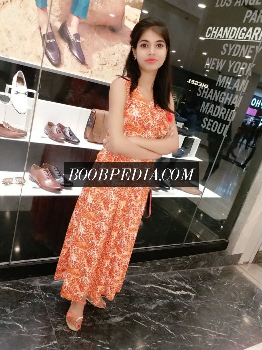 Roshni arora