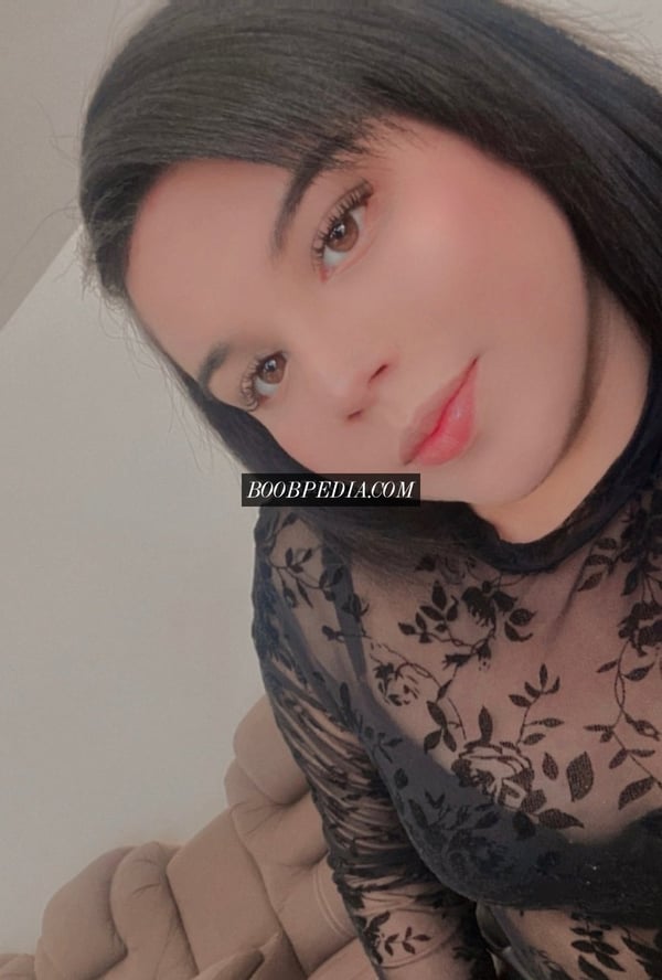 Mia