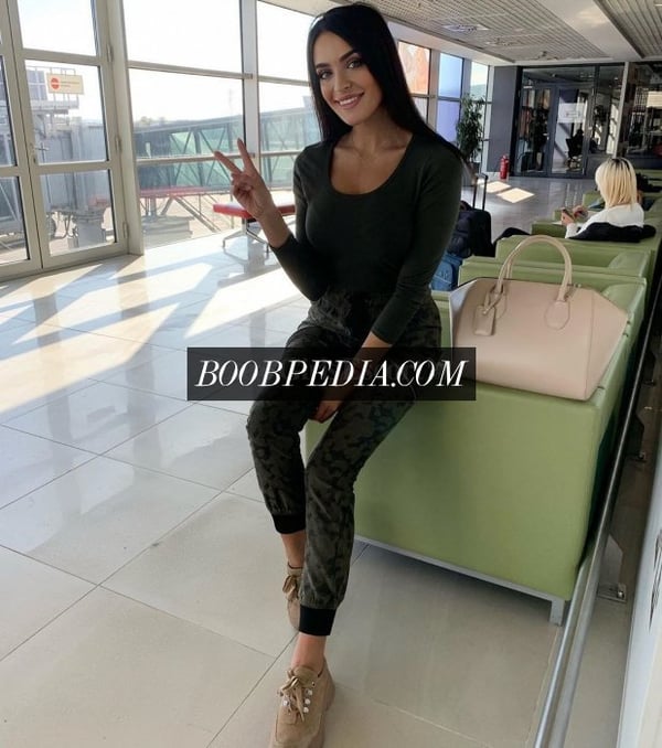 Sandra