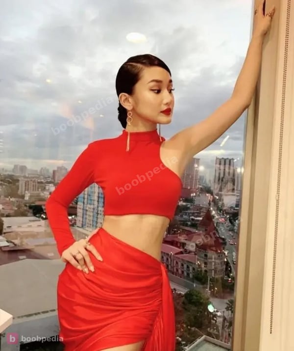 Lady in RED