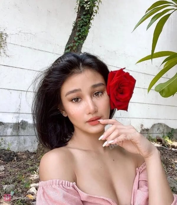 Lady in RED