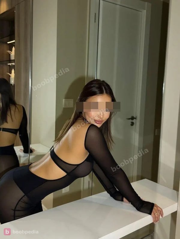 Mona