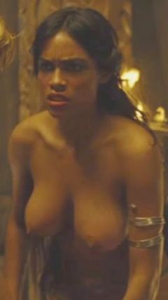 Rosario Dawson in Alexander (2004)