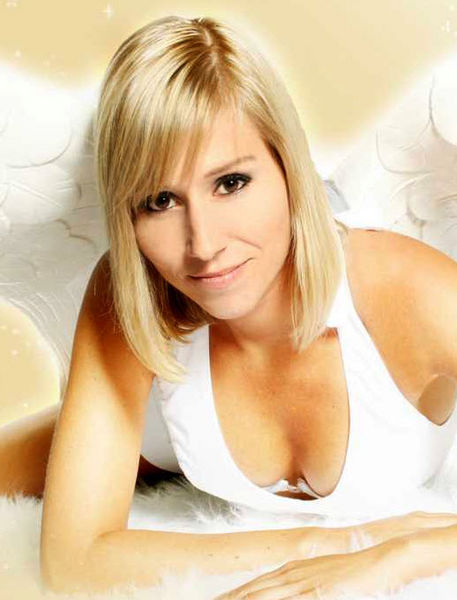 File:Sara Bachmann 01.jpg