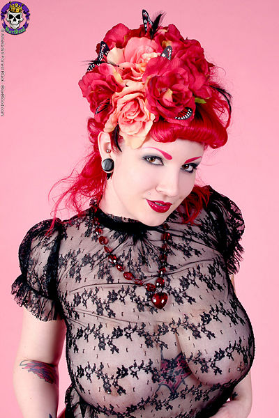 File:Xanthia Doll transparent.jpg
