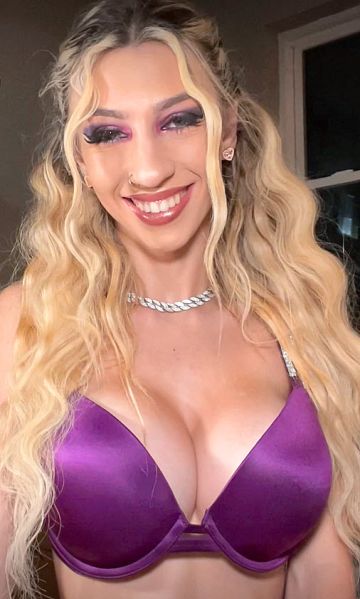 File:Victoria Casanova 01.jpg