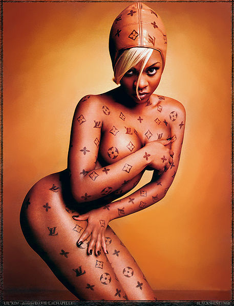 File:Lil' Kim bodypainting.jpg